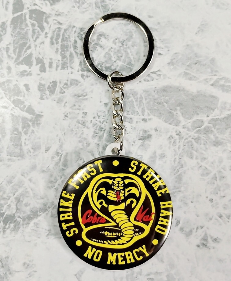 ◆同梱発送可◆「コブラ会 ベスト・キッド/ラルフ・マッチオ キーホルダー タイプB」fire_sale 【タグ:映画、アクセサリー】拍卖