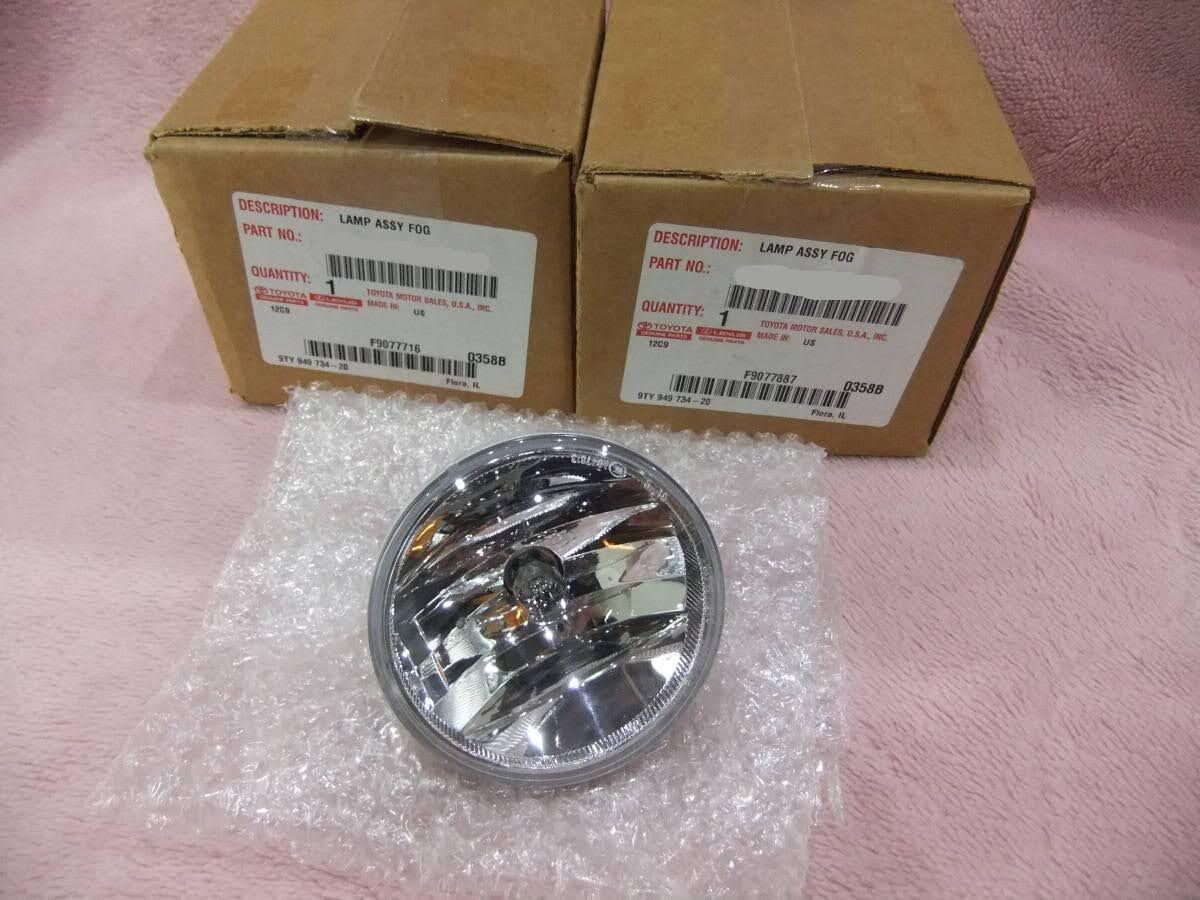 ●未使用 トヨタ KDH2##,TRH2## 200系 ハイエース レジアスエース 純正 フォグランプ レンズ ユニット ASSY 右 TOYOTA Fog lamp ASSY RH拍卖