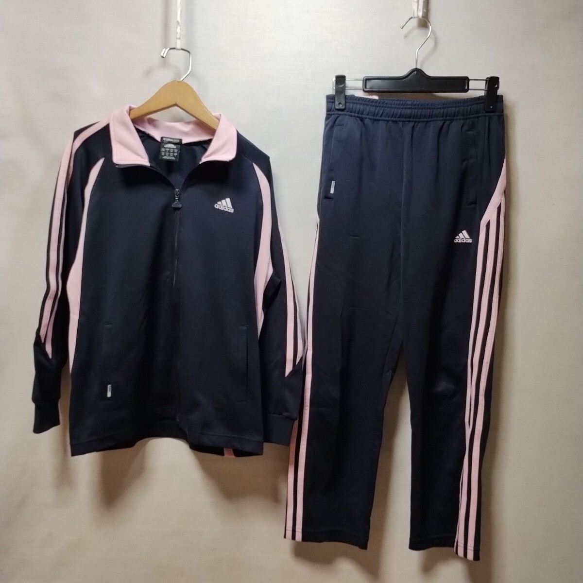 アディダスadidas 子供服キッズ女の子ポリエステル100%ジャージ140上下セットトラックジャケットパンツ拍卖