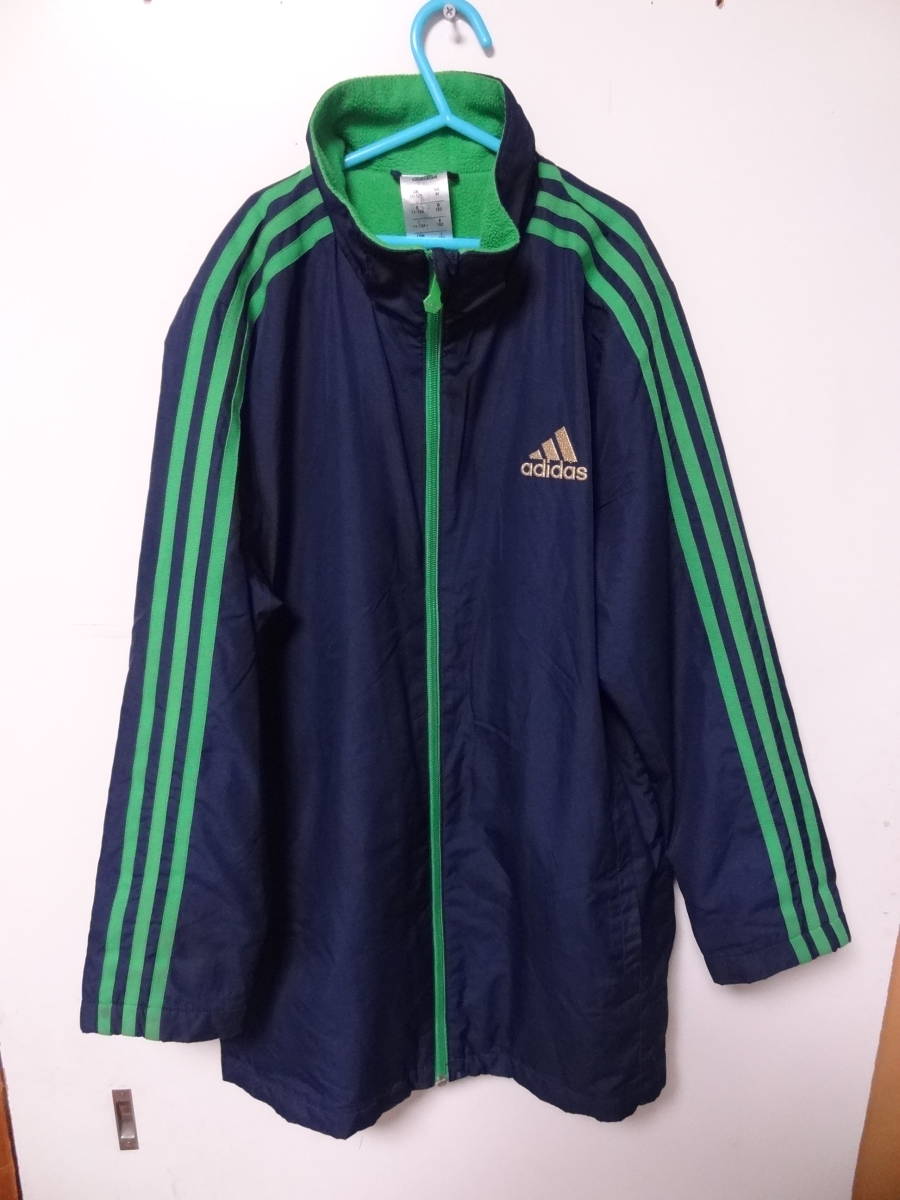 送料無料 アディダス adidas 子供服キッズ男&女の子 紺X緑色ポリエステル100%素材裏フリース付き秋冬物サッカー等スポーツ中綿コート 150拍卖