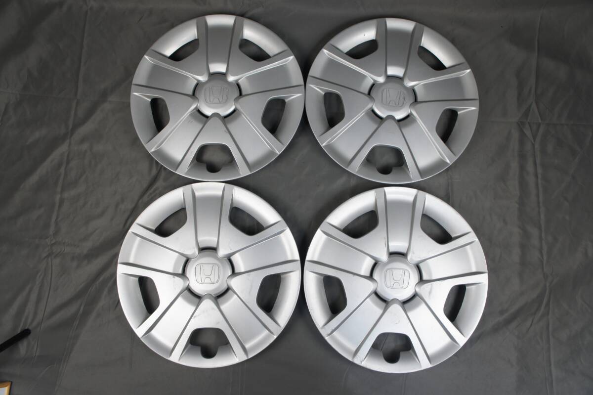 4枚 ホイールキャップ GP1 フィット 44733-TF0-G11 16インチ ホイールカバー スチール 鉄チン 44733-TF0-N11 ホンダ 純正 GP4 @14573s拍卖
