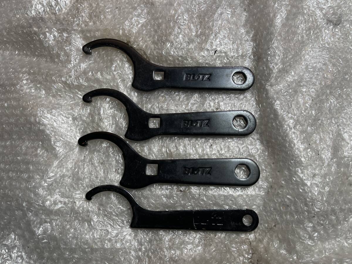 汎用 ブリッツ 車高調用 レンチ4本セット 中古品 ヤマトこねこ便送料込拍卖