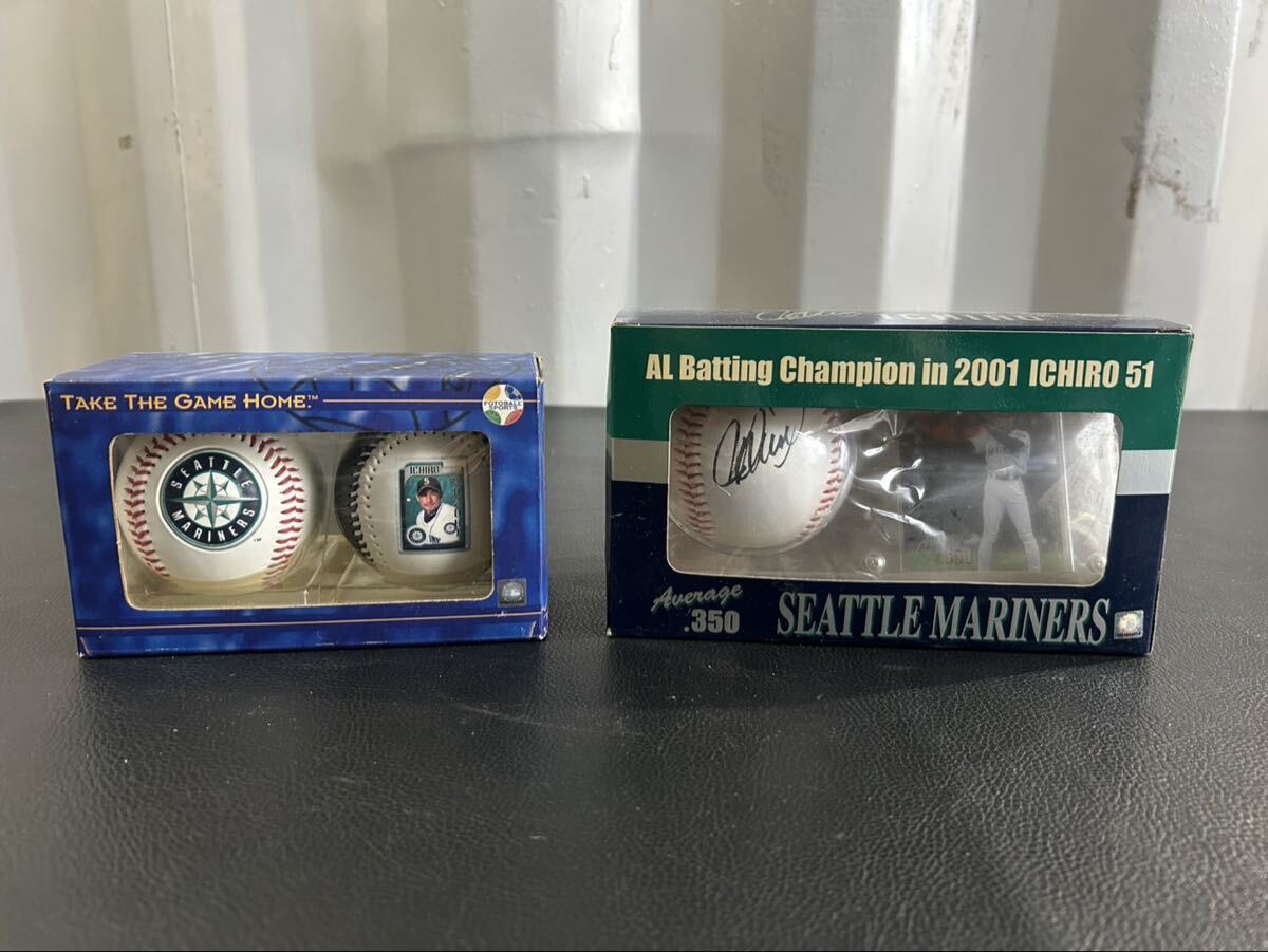 レトロ☆イチロー マリナーズボール2個セット MLB 野球 記念ボール / 2001年 アメリカン・リーグ首位打者記念 サインボール カード セット拍卖