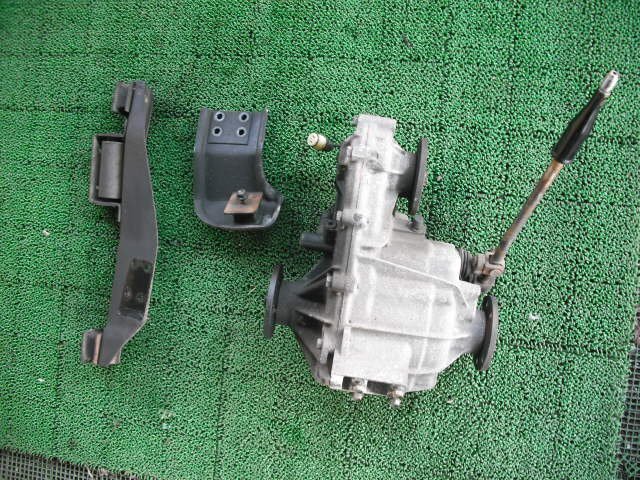 『B276』JA22W K6A ジムニー JIMNY ワイルドウインド フロントデフ,トランスファー ステー マウント 付き JA11 JA12W拍卖