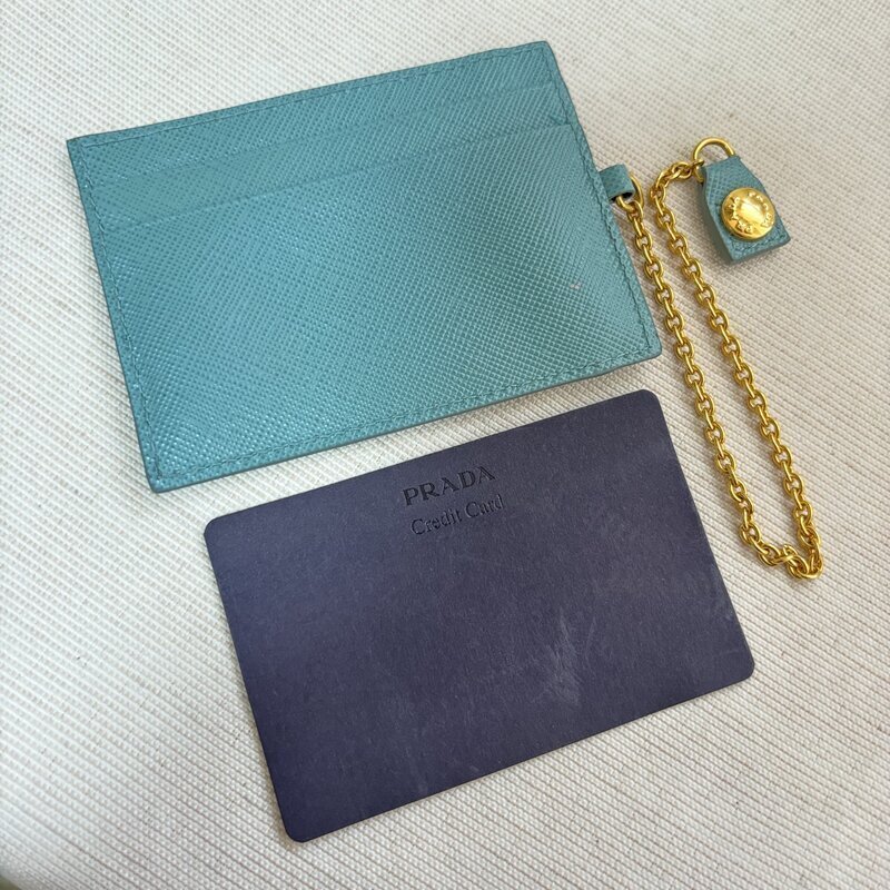 デッドストック級 美品 PRADA プラダ サフィアーノ 定期入 チェーン付 カードケース パスケース ティファニーブルー GOLD IW510CA03PRD//拍卖