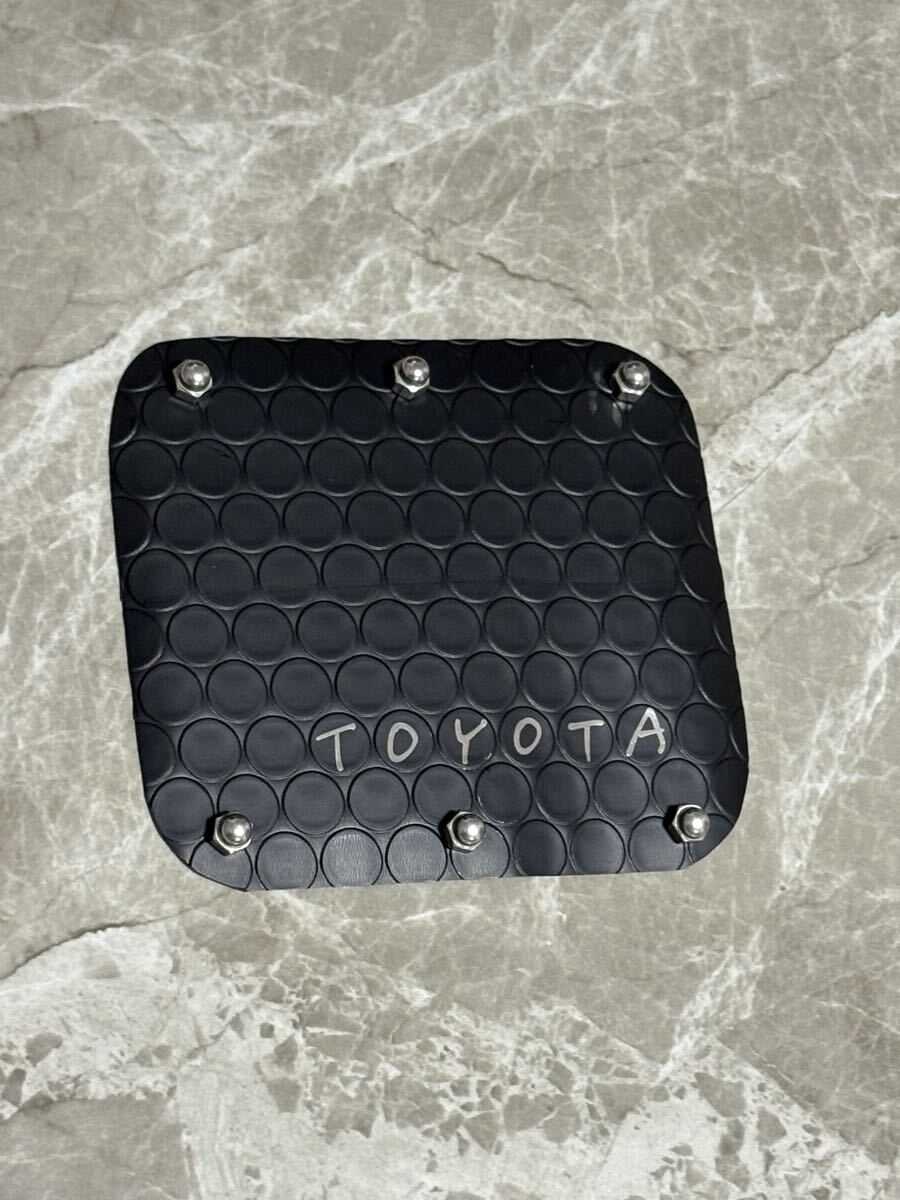 トヨタ プロボックス サクシード ハイエース200 1-6 給油口カバー拍卖