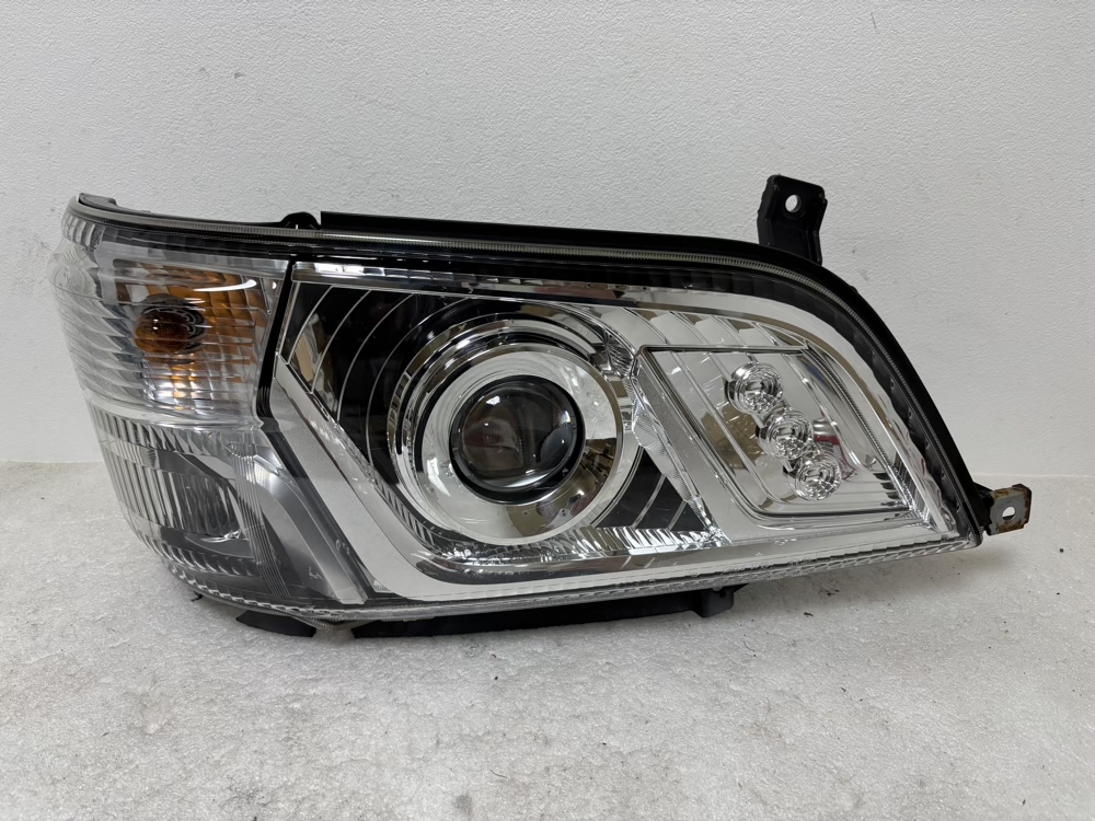 ☆ ダイナ デュトロ 24V XZU700 37-25 刻印オ LED ヘッドライト 右 ☆51020拍卖