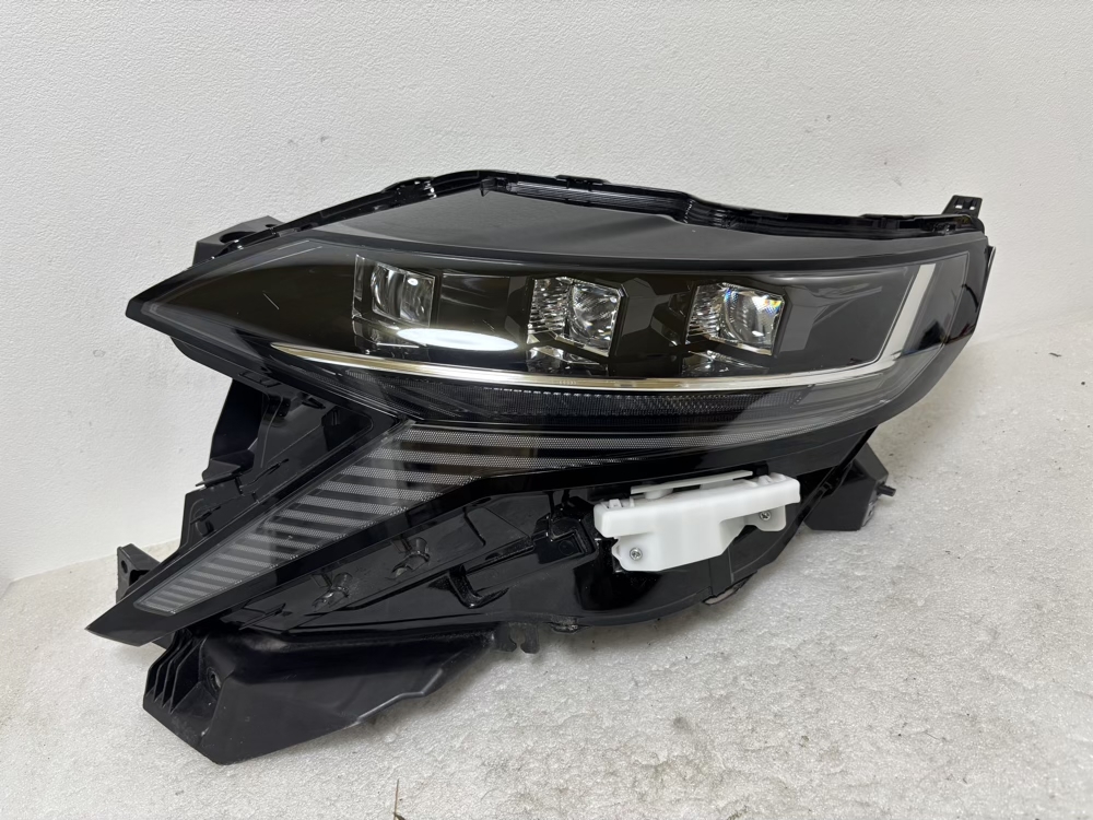 ☆良品☆ サクラ B6AW LED ヘッドライト 左 ☆51027拍卖