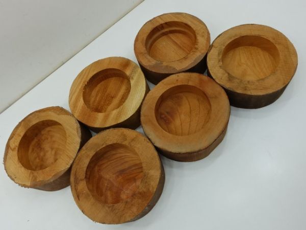No,7304-8 欅 けやき 6個 厚さ67~70mm前後×直径190~200mm前後 旋盤 ウッドターニングなどの材料として拍卖