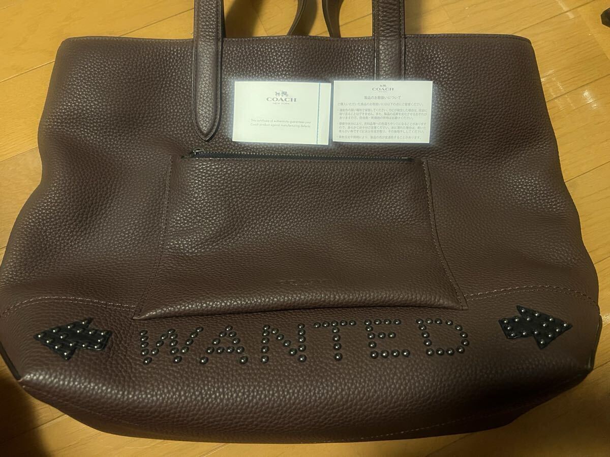 コーチ COACH WANTED鋲ワンポイント トート ワイン色 新品未使用です。可愛いです。横32㎝縦34㎝マチ12㎝ 拍卖