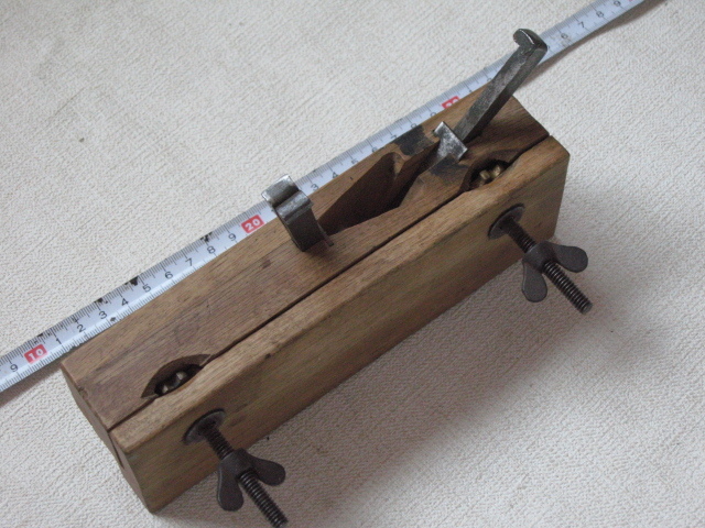 機械式特殊作理鉋 溝切かんな 登録銘? 作理鉋(自在) 溝切 6mm 研磨済み 中古品拍卖