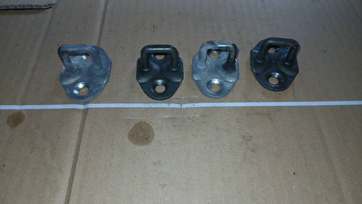 スズキ DE51V エブリィバン エブリー ドアキャッチセット 運転席 助手席 後ろ 左右拍卖