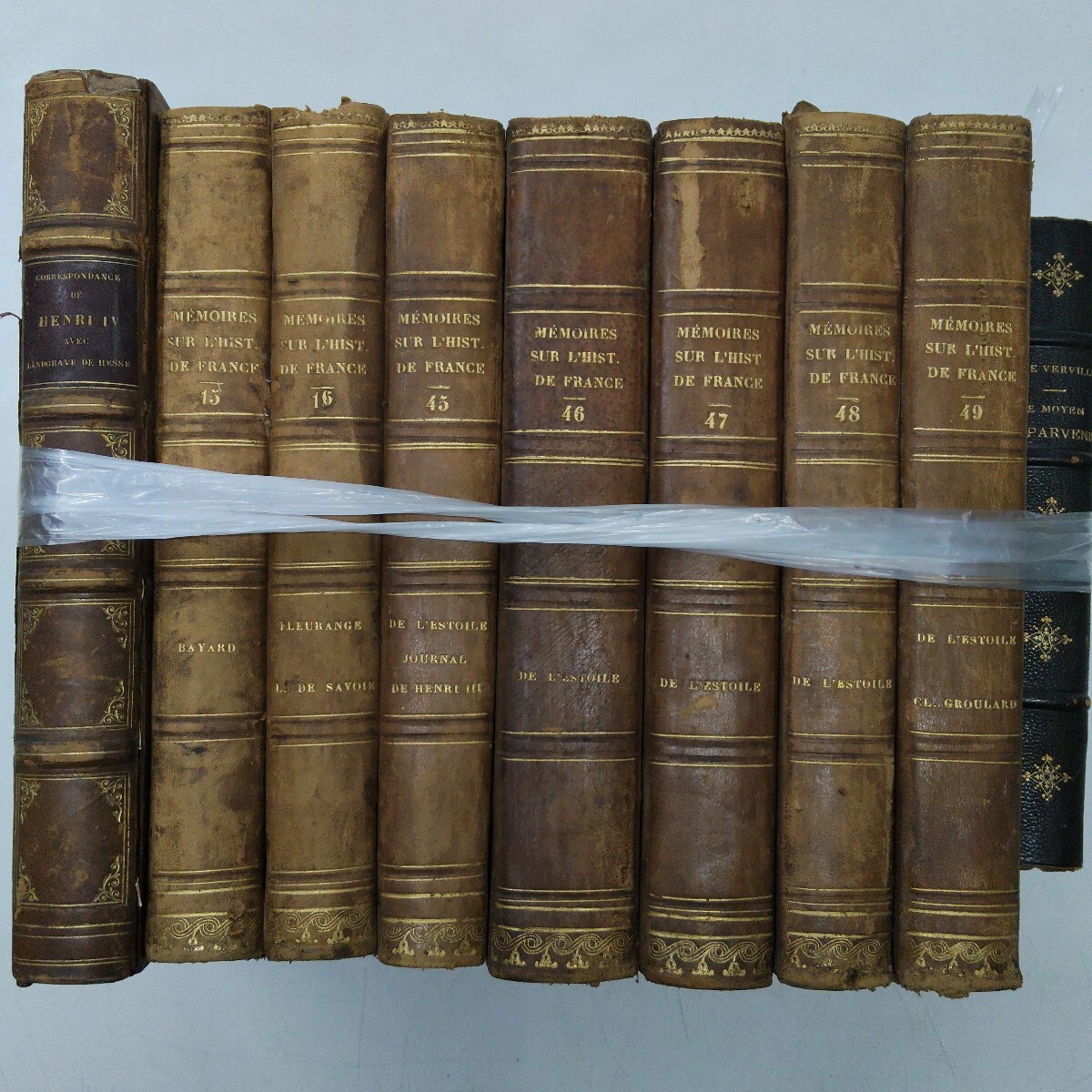 k1030-13 ディスプレイ用洋書まとめてセット /革装/装飾/飾り/インテリア/アンティーク/小物/古書/古本/おしゃれ/拍卖