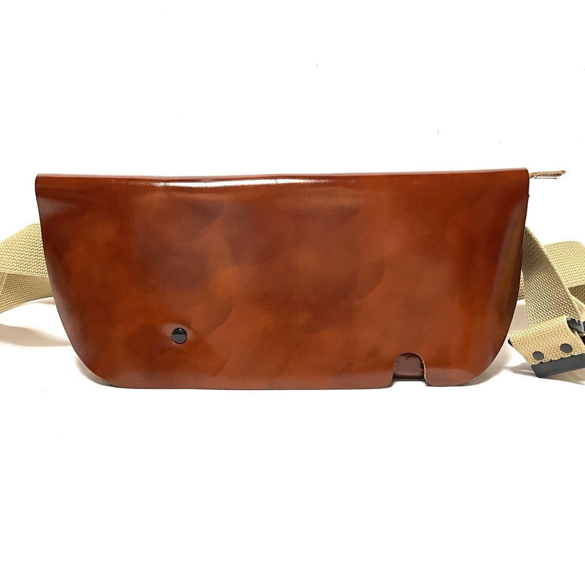 ★極美品★ほぼ新品★Uni&co. メッセンジャーバッグ S-FAS-WAX★Sサイズ★キャメルブラウン 茶色★ショルダー ボディバッグ★定価40500円拍卖