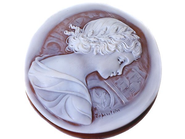 【ジュエリー極】作家品サイン有り 美しい貴婦人の彫刻 高級シェルカメオルース 60.3mm×59.8mm w5805o【送料無料】拍卖