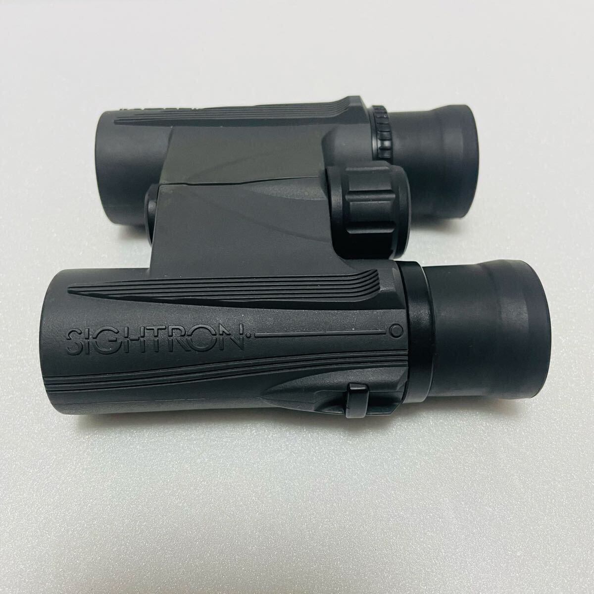 送料無料!SIGHTRON サイトロン 双眼鏡 8倍 25mm ミルスケール内蔵 6.6度 ミリタリー サバゲー拍卖