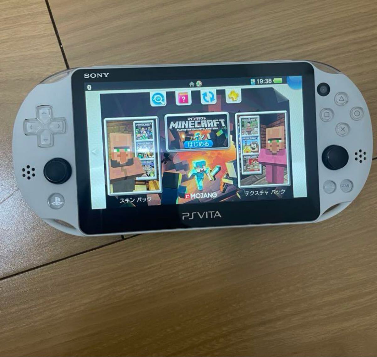 SONY プレイステーションvitaホワイトで動作品マインクラフトVITA版拍卖