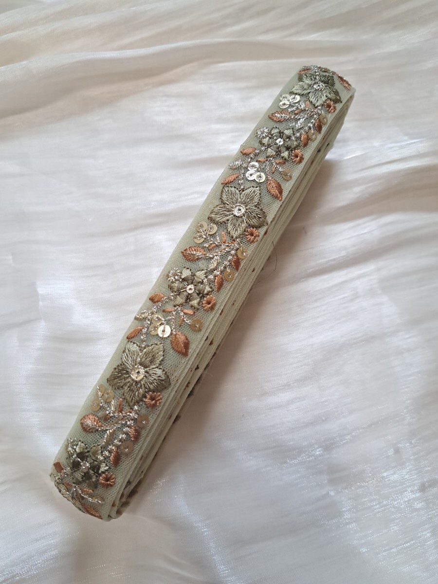 インド刺繍リボン 1ロール 約8m グリーン拍卖