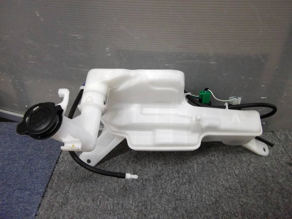★●2510-KT42L スタート即決! LA600S LA610S TANTO タント 純正 ウォッシャータンク 良品!拍卖