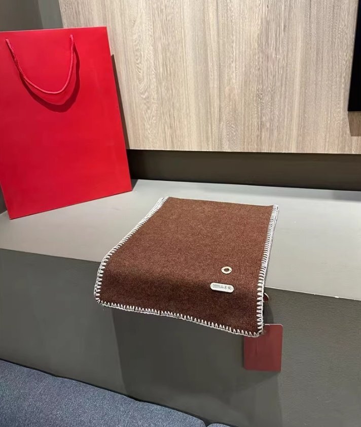 ロロピアーナ マフラー 100% ヤクウール 柔らかいベーシックカラー リテラリースタイル 秋冬防寒ネックウォーマー/スカーフ男女カップル用拍卖