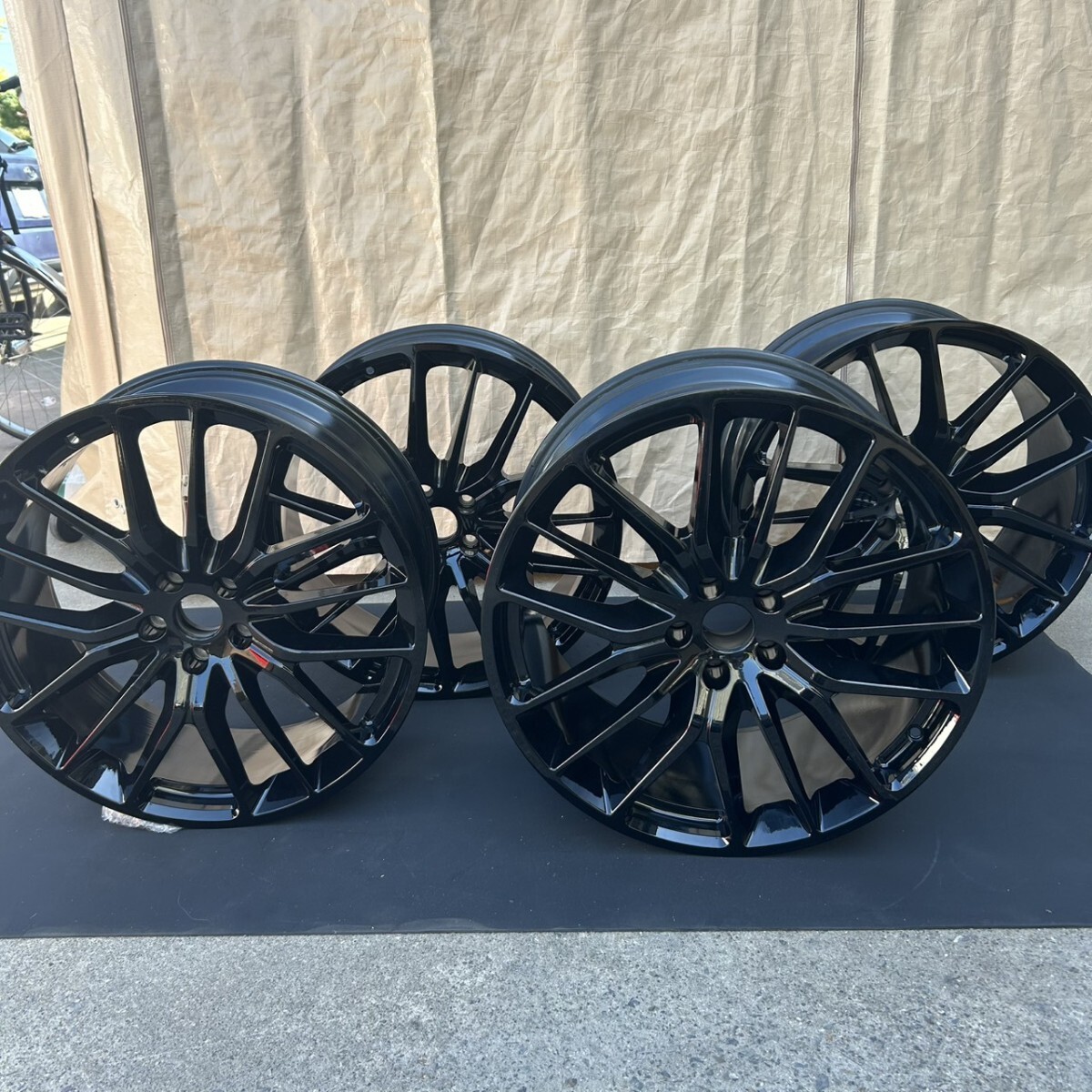 マセラティ ギブリ クアトロポルテ 純正 21in ホイール 8.5J +44 10.5J +45 PCD114.3 4本セット拍卖