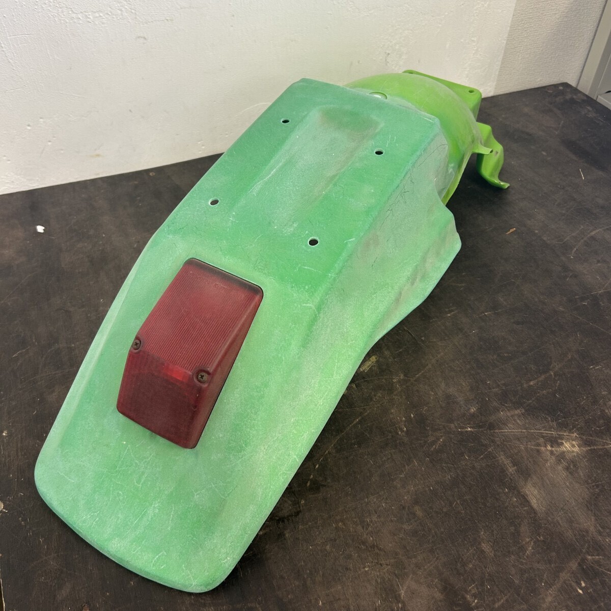 希少 Kawasaki カワサキ KDX200 250系 リアフェンダー 当時物 旧車 パーツ バイク拍卖