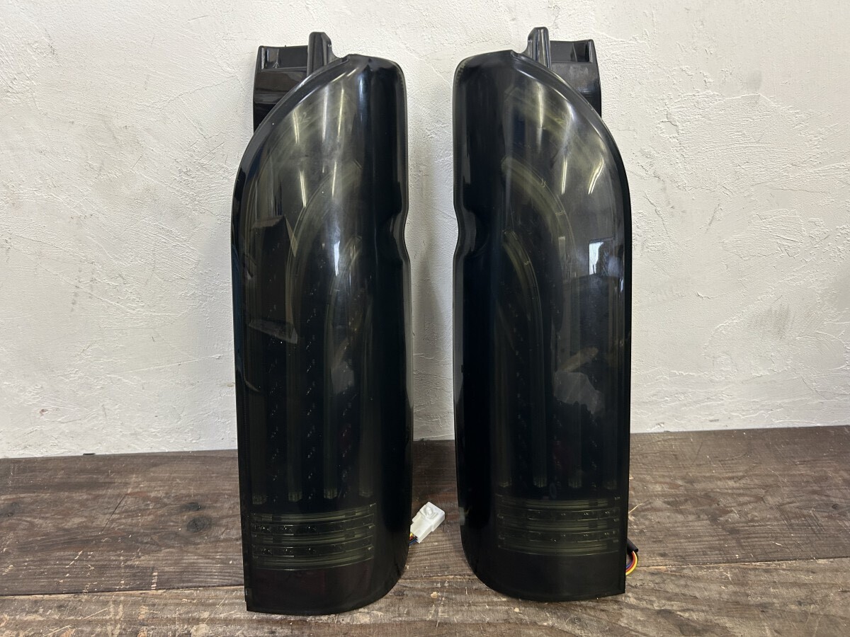 TOYOTA トヨタ ハイエース200系 シーケンシャル フルLEDテールランプ ウィンカー拍卖