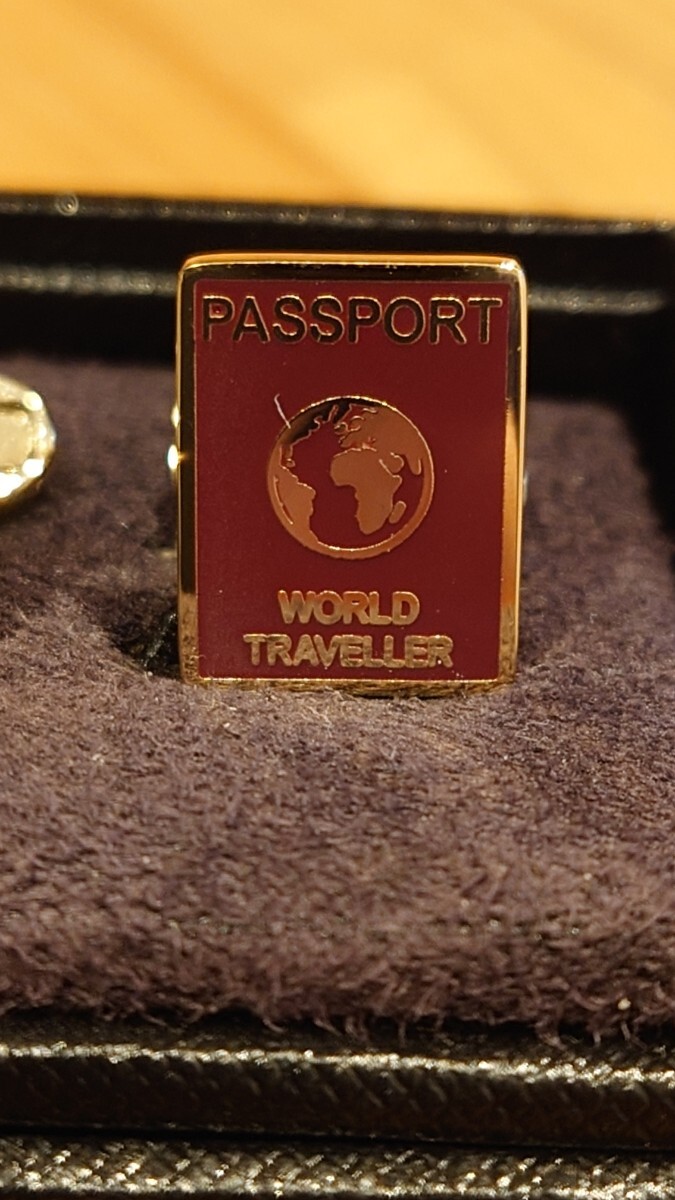 新品 パスポートモチーフのカフス ポールスミス拍卖