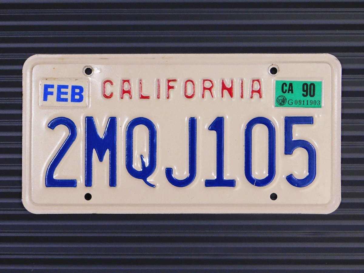 ナンバープレート【カリフォルニア州】アメリカ ヴィンテージ ガレージ 陸運局払い下げ F-42拍卖