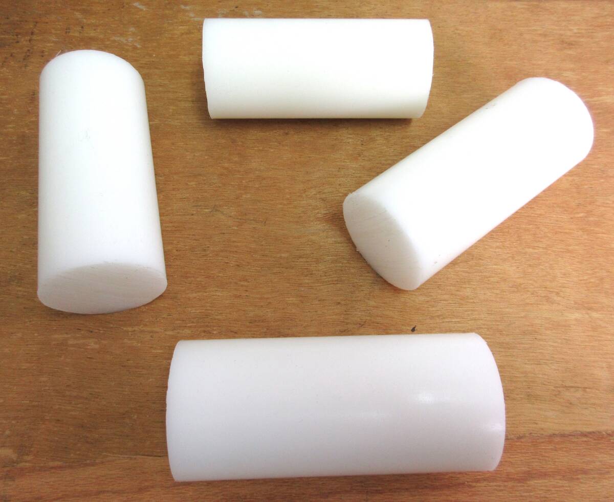 現品限り半端寸法 ジュラコン丸棒 外径45Φ×全長約103㎜ 4個組 送料無料拍卖