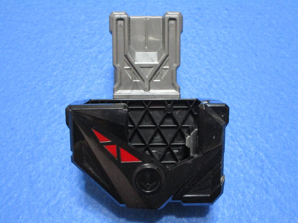 中古!即決!仮面ライダーゼロワン 01 DXプログライズホルダー(DX飛電ゼロワンドライバー対応)拍卖