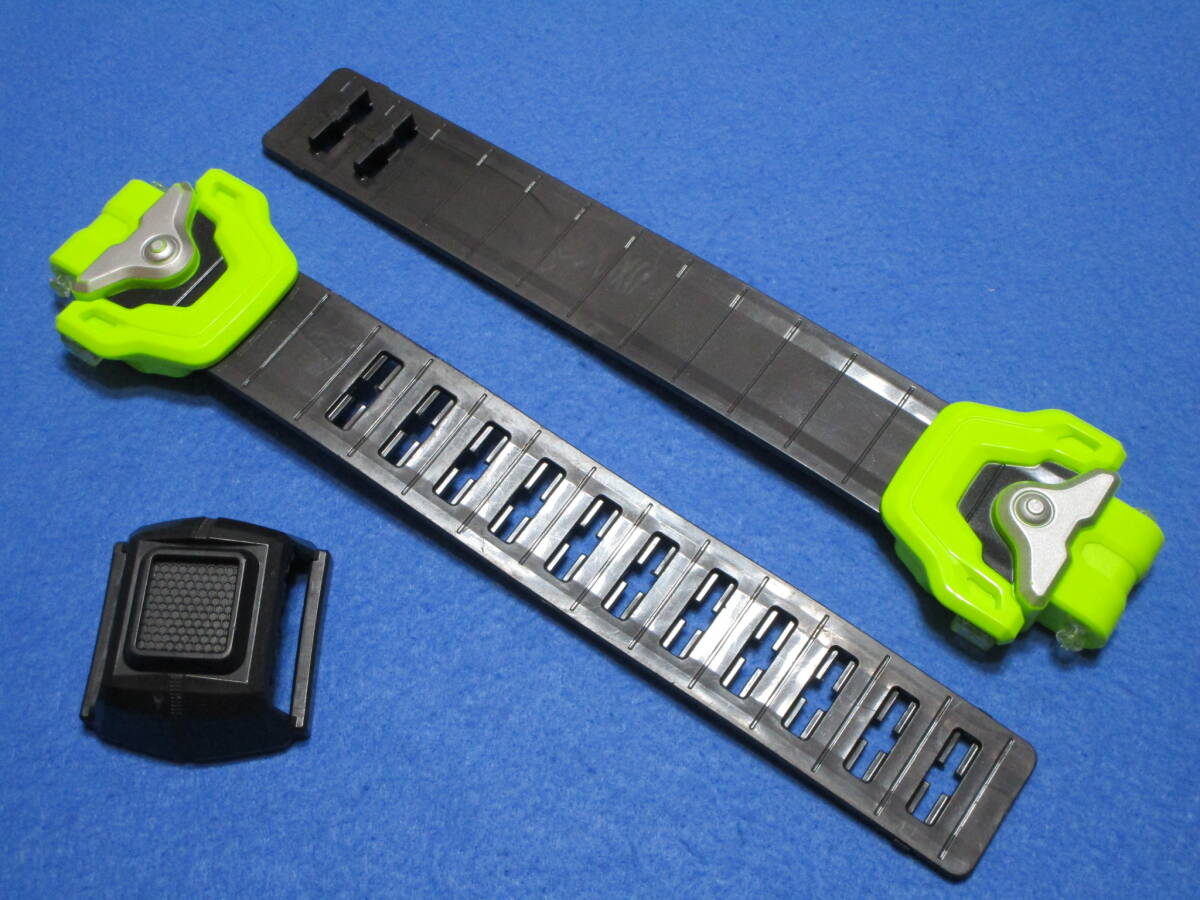 中古!即決!仮面ライダーエグゼイド DXゲーマドライバー用 ベルト右(R)+ベルト左(L)+ベルト止め拍卖