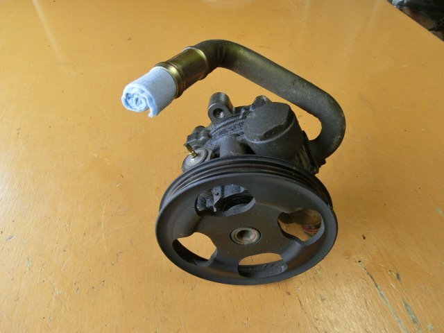 ※クリッパーバン パワステ ポンプ 平成16年 LE-U72V 4WD DX 8.6万km 即決ありミニキャブ U62V拍卖