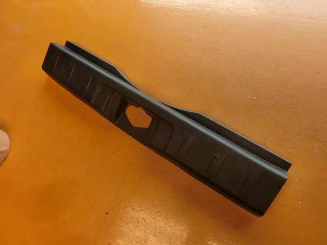 ※タントエグゼ スカッフ プレート バックドア 平成22年 DBA-L455S 64716-B2101 リア m拍卖