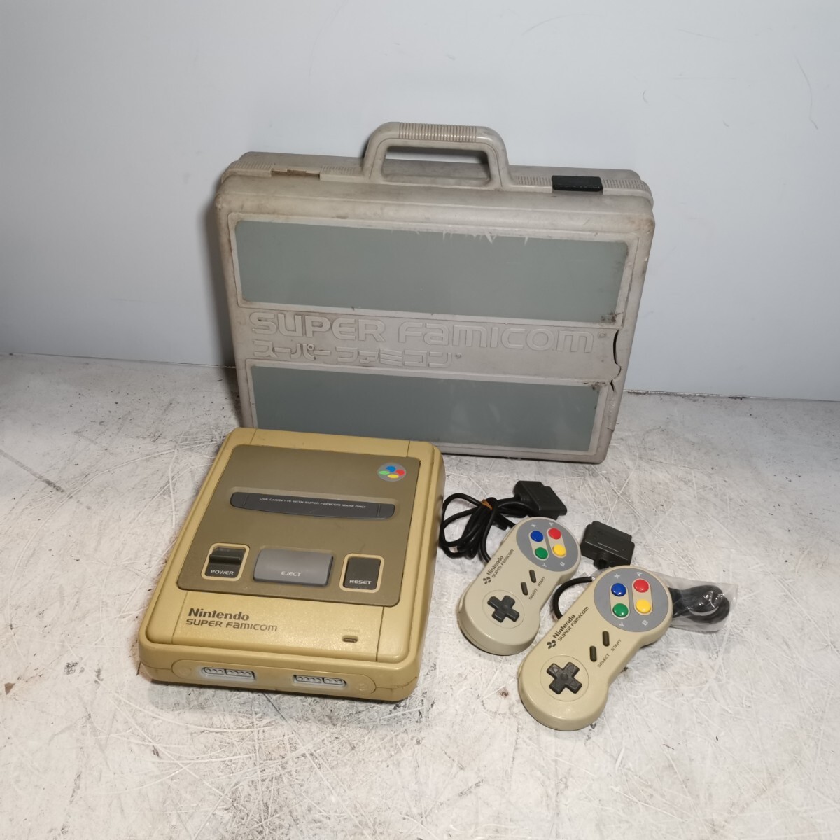 Nintendo SHVC-001 スーパーファミコン ケース付き ジャンク扱い 拍卖