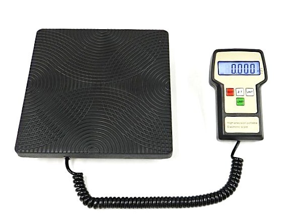 ☆日本全国送料無料☆【5g単位で最大70kgまで計量可能】コンパクトデジタルチャージングスケール ◎専用ハードケース付 ☆デジタル台はかり拍卖