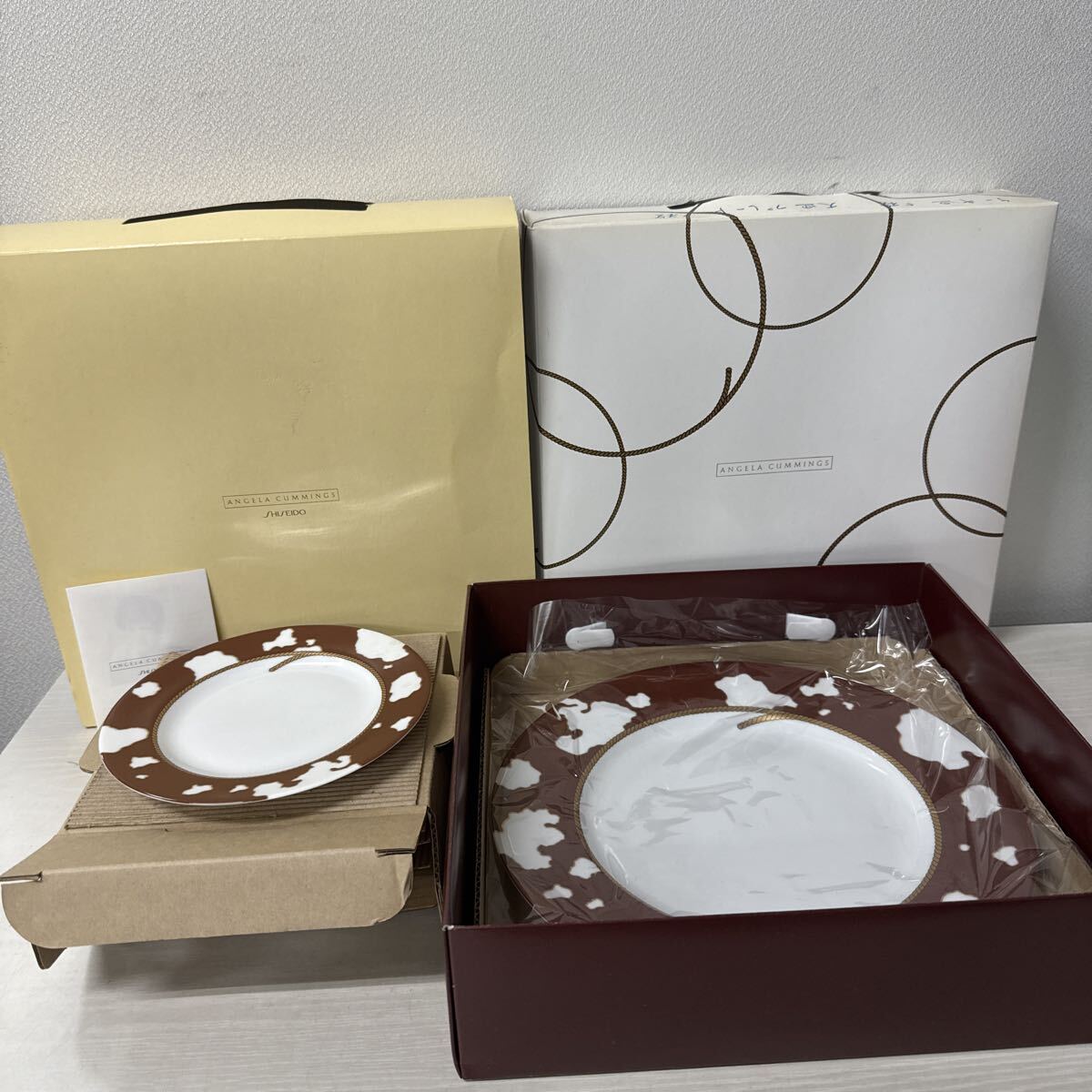 ● 資生堂 SHISEIDO 絵皿 大皿 ×1 小皿 ×4 食器セット プレート 皿 未使用品 ●拍卖