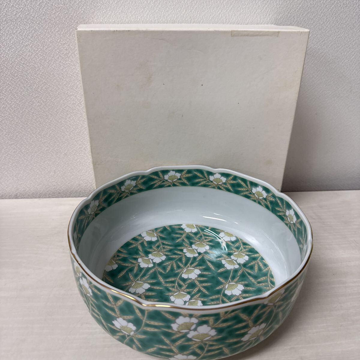 ● 美濃焼き 佐賀錦菓子鉢 和食器 陶器 菓子鉢 丸型 未使用品 ●拍卖