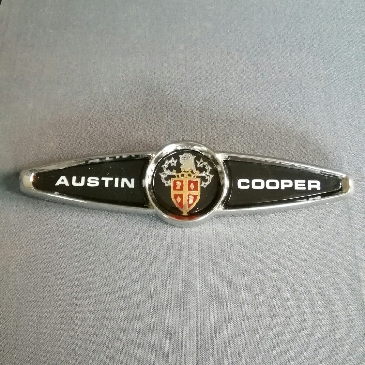 オースチンミニクーパーMkⅡのリアエンブレム。未使用品。レプリカ。拍卖