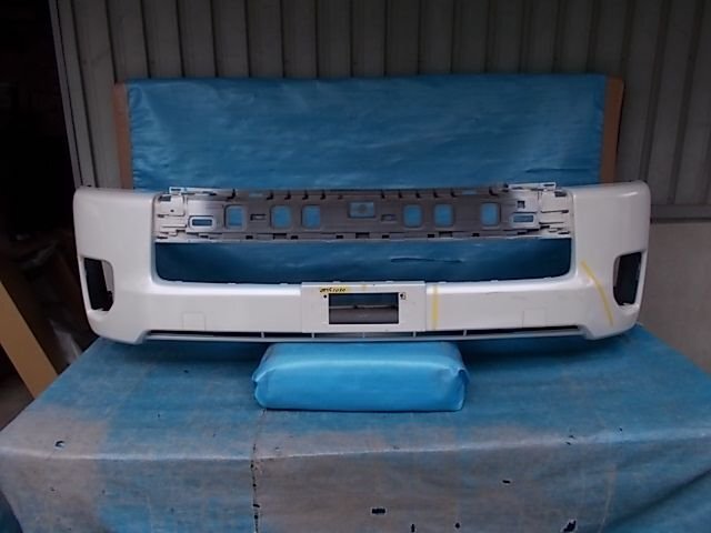ハイエース ワイド 200系 4型 / 5型 フロントバンパー №OM51010拍卖