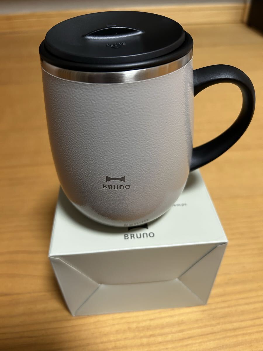 新品未使用 BRUNA 蓋つき ステンレスマグ tall. 真空二重構造 容量460ml 色グレージュ 2個まで拍卖