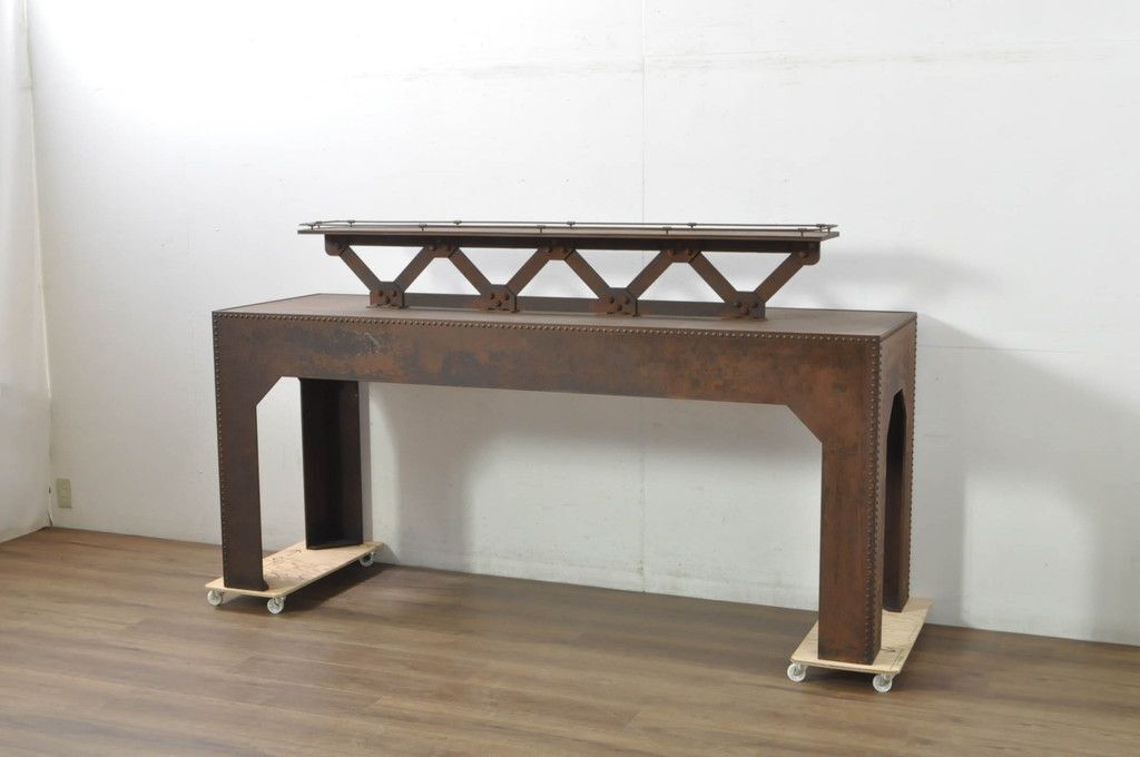 R-080358 中古 特注オーダー品 アイアン飾り棚(陳列棚、展示台、展示棚、ディスプレイ台、店舗什器)(製作費約150万円)拍卖