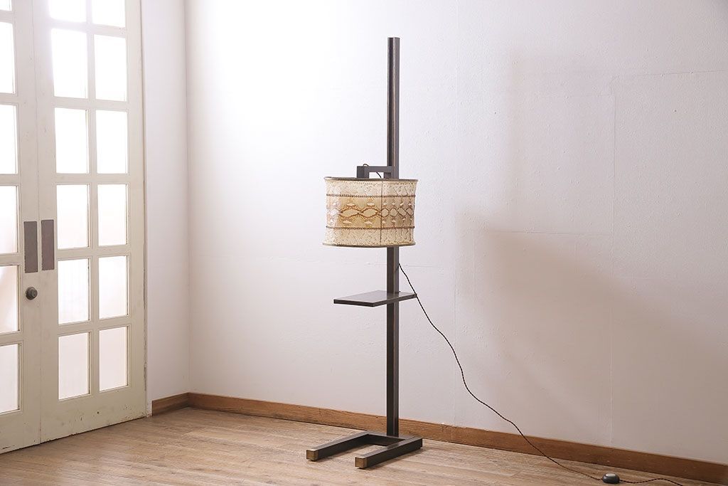 R-044252 ヴィンテージ照明 アメリカ ローズウッド材 激レア!本蛇革を使用した高級感漂うスタンドライト(フロアスタンド)(R-044252)拍卖