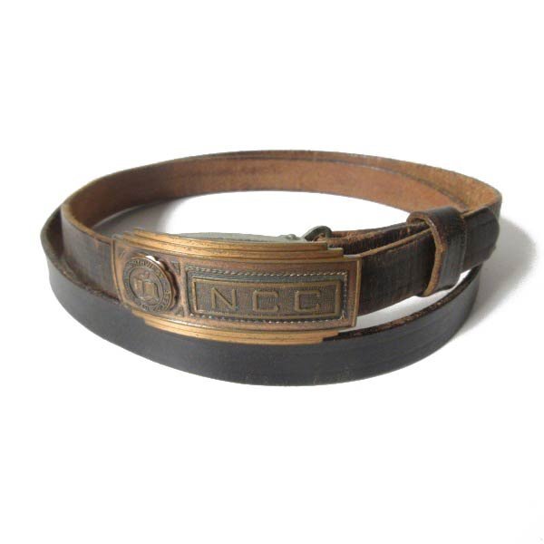 ビンテージ NCC ナロー レザー ベルト 表記32インチ NORTHWEST CHRISTIAN COLLEGE 細ベルト カジュアル 本革 メンズ D118-51-0001ZVW拍卖