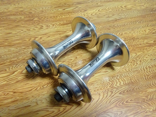 ▲未組立品 サンツアー サイクロン 前ハブ2個 回転普通 0H ビンテージ▲980              拍卖