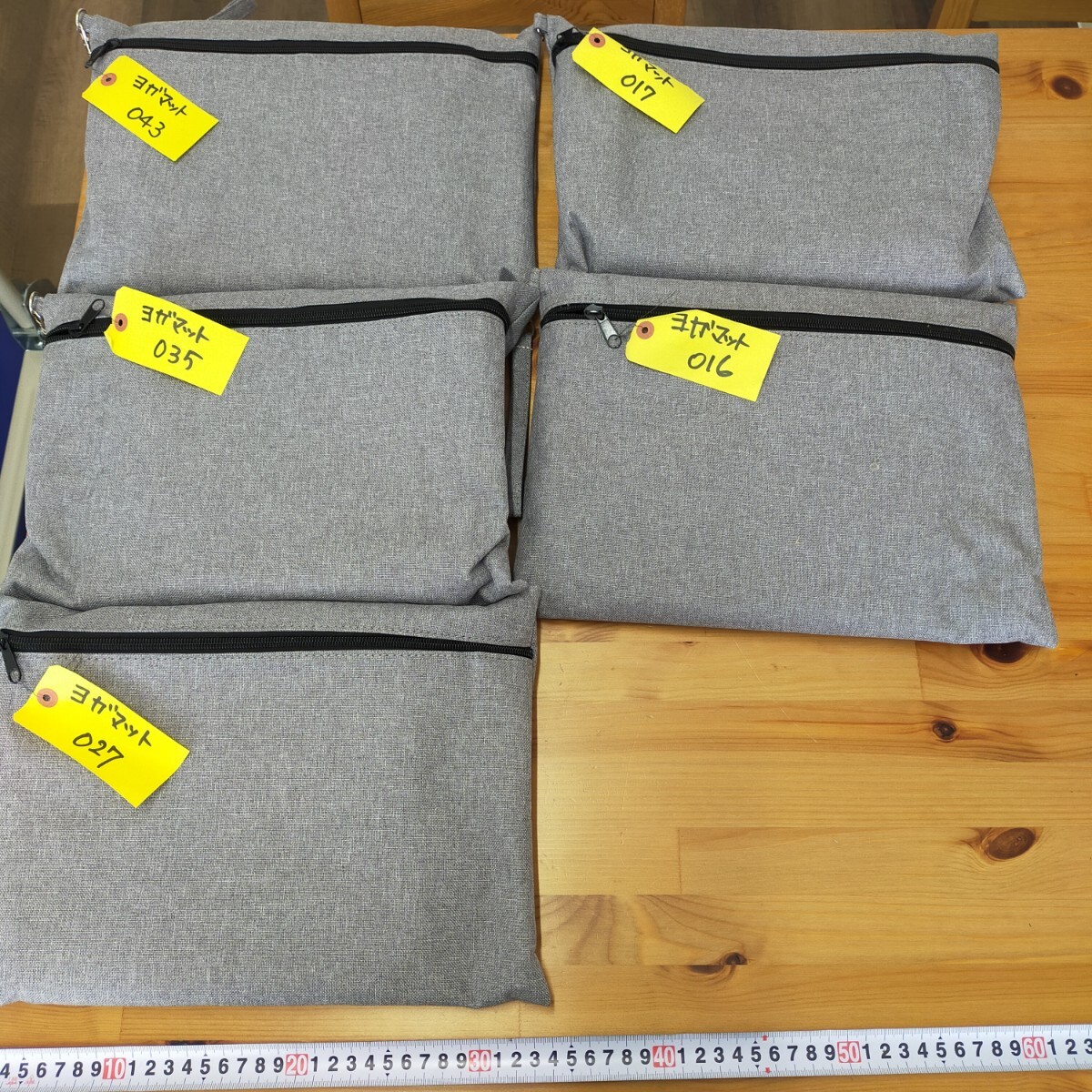 す3506 未使用 ヨガマット ケース付 5点 まとめ売り ラグ トレーニングエクササイズ No.16/17/27/35/43拍卖