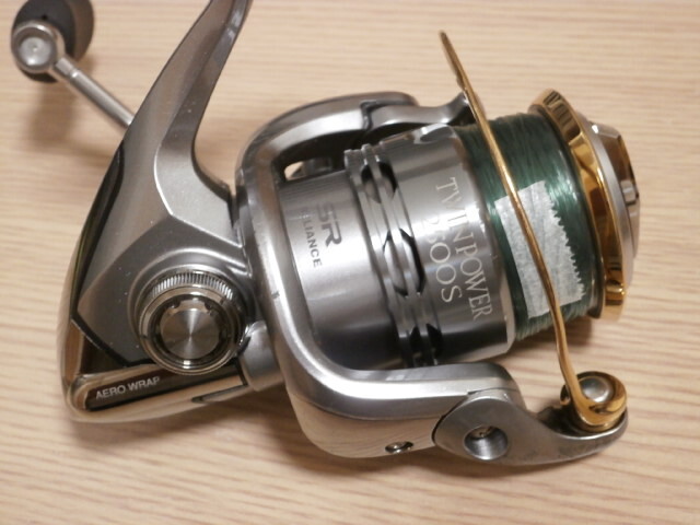 ☆シマノ 11 ツインパワー 2500S JAPAN製 TWIN POWER 2500C  02694 11年だと思います ☆拍卖