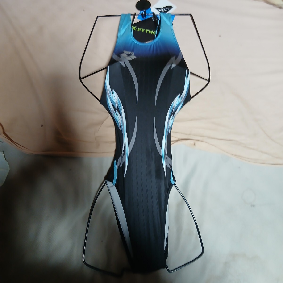 アリーナ、Xパイソン、130、 リミックカット、 小尻カット、 ワンピース、 競泳水着、ハイレグ、薄め柔らか伸縮性生地拍卖