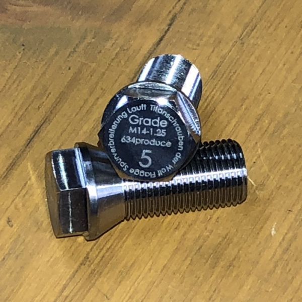 634produce 64チタン合金製 ホイールボルト M14P1.25 首下約26mm HEX17 60度 20本 M14x1.25 超軽量 モータースポーツ拍卖