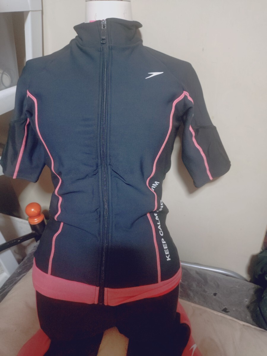 M4651◆SPEEDO◆フィットネス水着◆セレブなブラック×ピンク系セパレート水着◆11L◆まくれ防止あり拍卖
